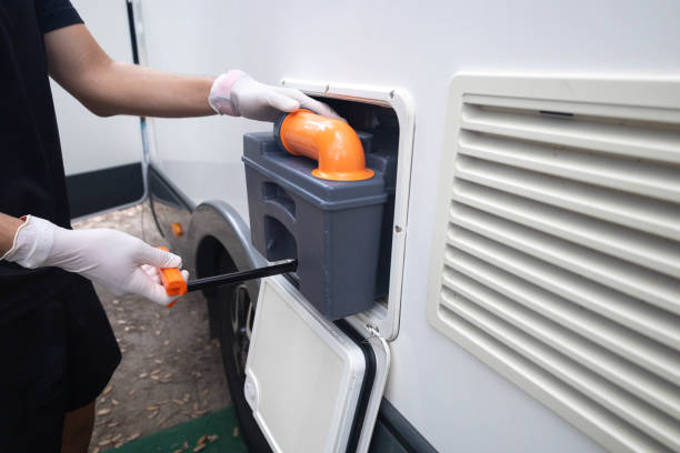 Portable Toilet Options We Offer in Amberley, OH